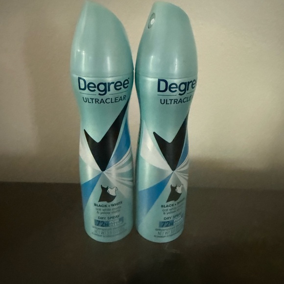 NWT Bundle of 2 Degree UltraClear Black and White in Pure Clean Dry Spray - Picture 1 of 4